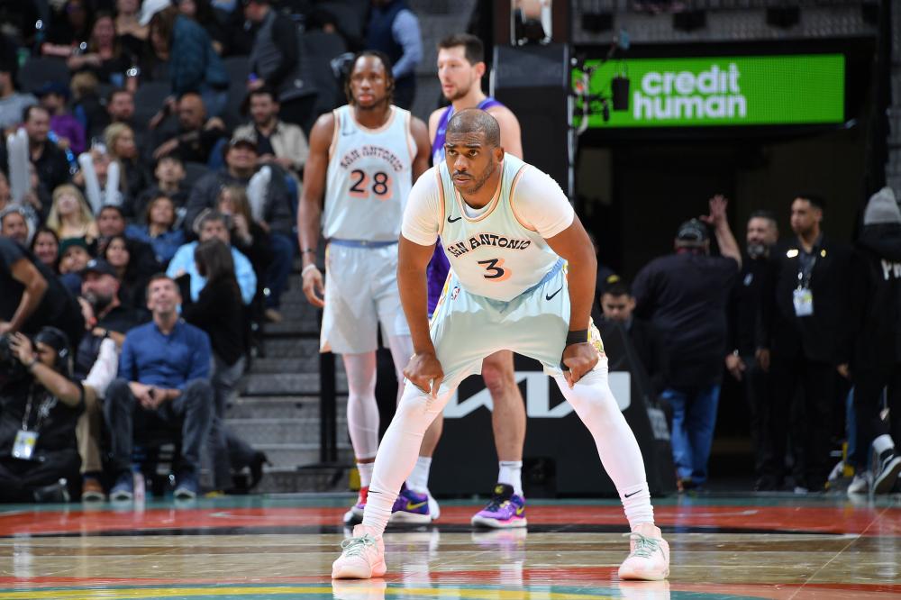 球员们与球 球员们与球